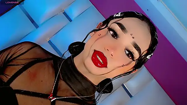 JessiscaWalker online show from April 20, 8:10 pm