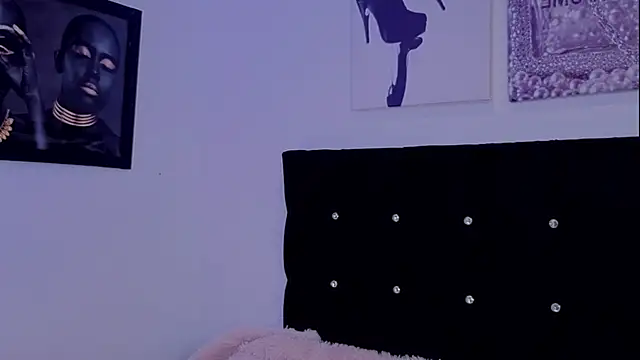 Angel-dragun online show from March 18, 3:19 am