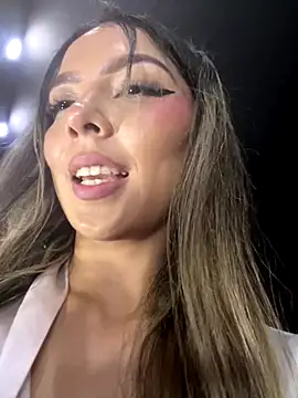 Snapshot of celestebellmont chatting on October 29, 6:28 pm celestebellmont online show from October 29, 6:28 pm