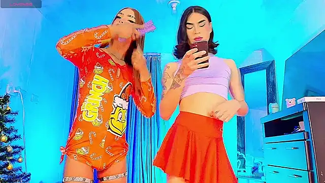 GIRLS OFFICIALL   online show from November 11, 2:02 am