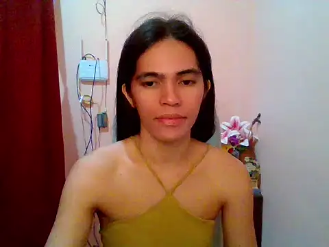 sweet yummy69 online show from January 15, 11:25 pm