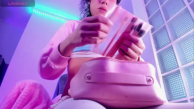 Sweet-SharoKitty online show from November 7, 7:14 pm