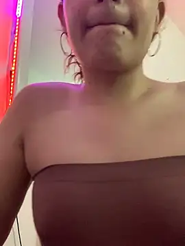 La-Gatiita-trans online show from April 19, 12:22 am