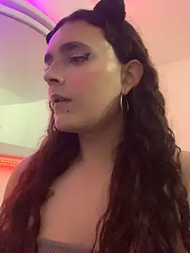 La-Gatiita-trans online show from April 25, 2:04 am