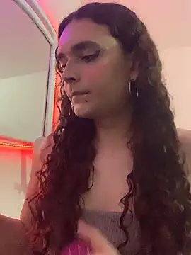 La-Gatiita-trans online show from April 30, 1:11 am