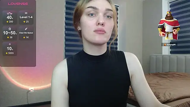 EmiliaRhodes online show from December 4, 8:57 pm