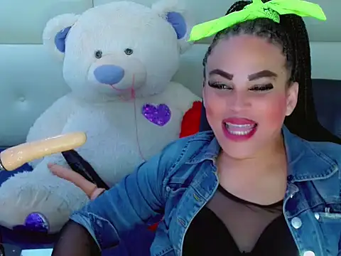 NharaBigCock online show from December 5, 8:26 pm