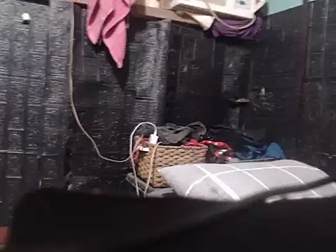 tsbrownmorena69 online show from April 15, 6:13 pm