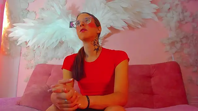 ivy ary online show from December 16, 9:20 pm