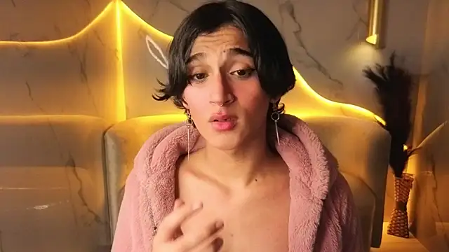 zoe tp online show from December 4, 8:24 pm