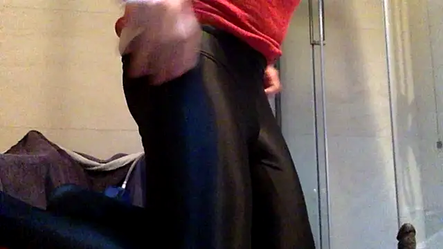 AsiaSlavePantyhosed online show from March 26, 4:43 pm