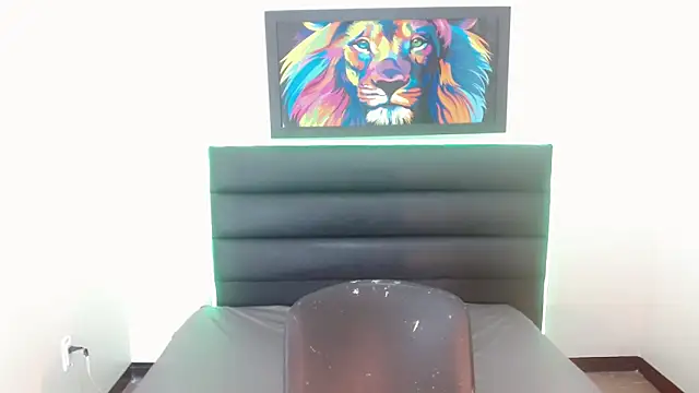 britanny noroeste online show from March 15, 4:04 am