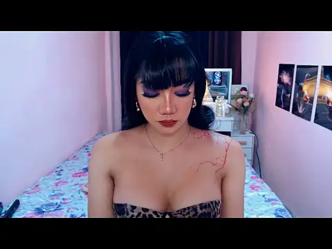 UrScreenGoddess online show from February 11, 11:34 pm