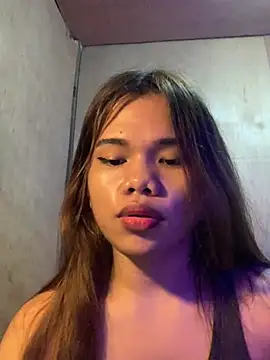 Yourtransalexa25 online show from March 7, 5:41 pm