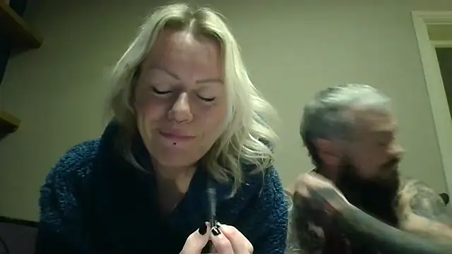 trans man and his dom online show from December 14, 7:09 pm