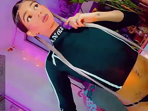 agathaferrer3 online show from March 26, 3:16 pm