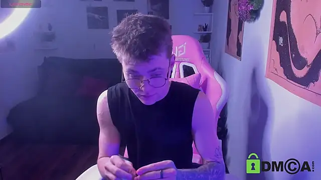 Tomas Norton online show from January 10, 10:10 am