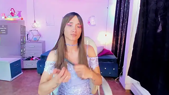 Kendry fox420  online show from March 21, 7:40 pm