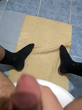 lyonnqw online show from January 19, 11:19 am