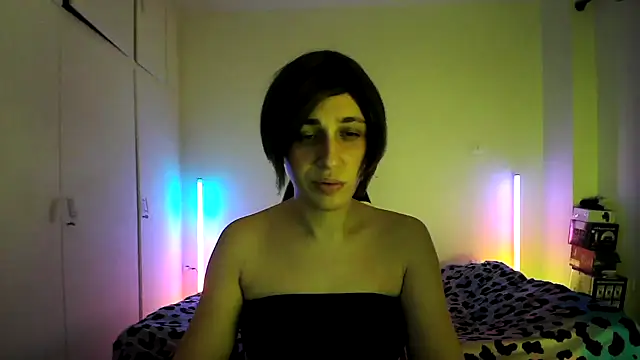 HoneyValentine online show from April 2, 8:51 pm