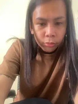 BriannaCruz24 online show from April 21, 2:04 am