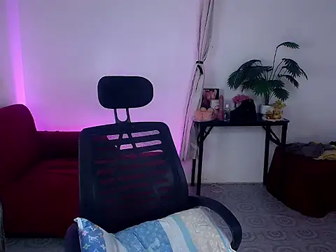 Callmesuesue online show from March 2, 5:52 am