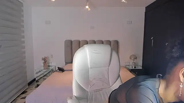 VictoriaRousse  online show from March 1, 5:13 am