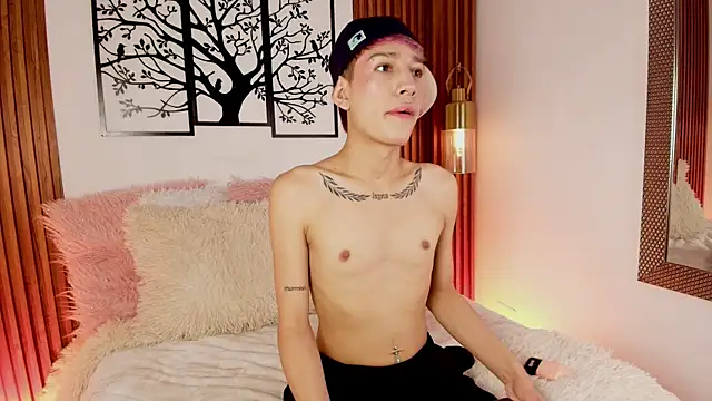 Taylor Snow online show from January 14, 8:18 pm