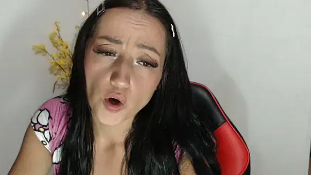 Meegann Hott online show from January 15, 2:54 am