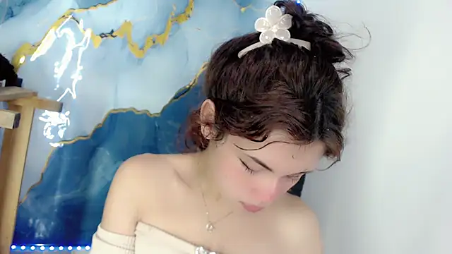 NathalialLooes online show from June 1, 5:09 am