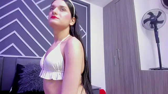 Jessica Boyer online show from February 11, 9:33 pm