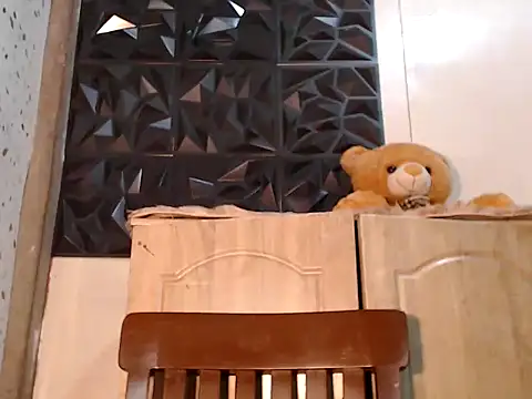 Yourdivagoddess online show from March 24, 4:17 am