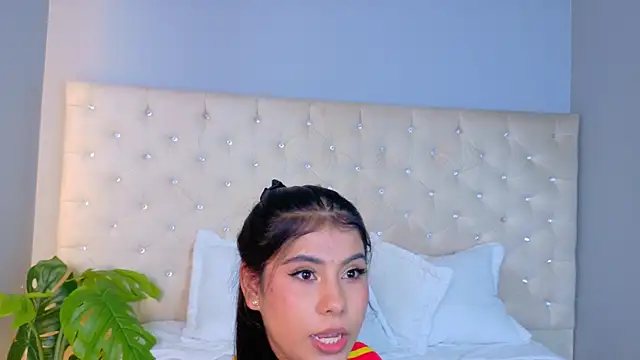 VioletBloomm online show from June 21, 12:14 am