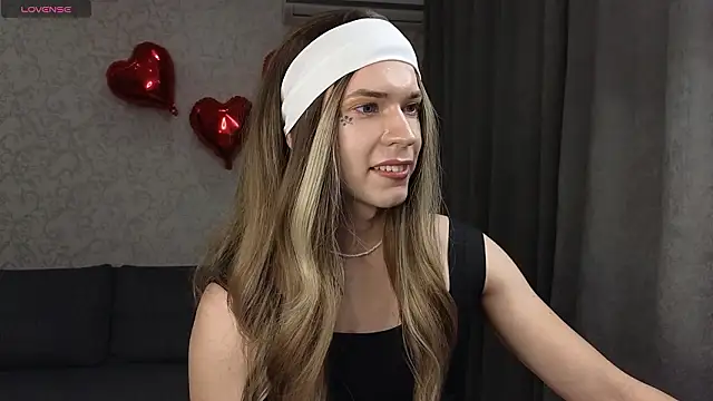 Anna inHear online show from March 16, 6:33 pm