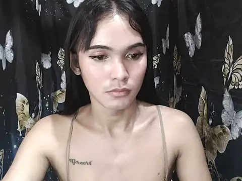 Urseductive mariellover69 online show from April 13, 7:29 pm