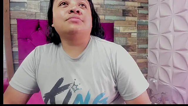 Carolina-Lenon online show from February 7, 7:42 pm