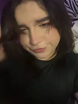 Daniellesins1 online show from March 28, 6:15 am