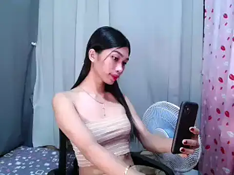 katrina bigcock69 online show from May 16, 1:36 am