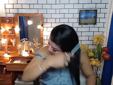 LovelyJessaXX online show from February 28, 6:14 pm