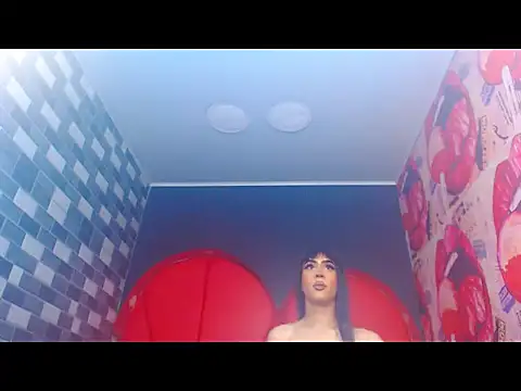 charlottxjuless online show from February 18, 2:36 pm