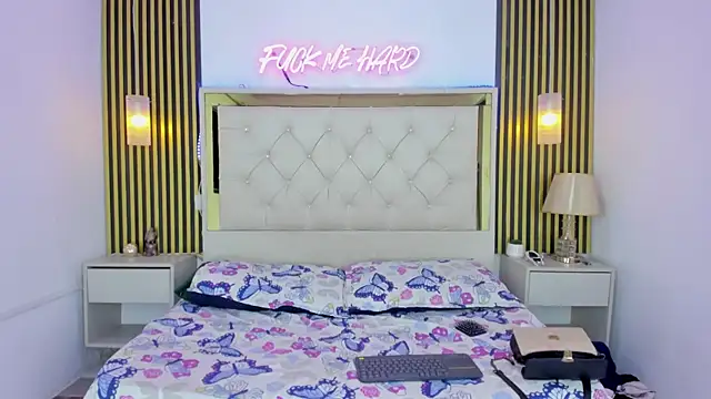 BabyGirlsLatin online show from March 1, 12:28 am