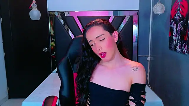 Ivony Giselle online show from March 26, 2:10 pm