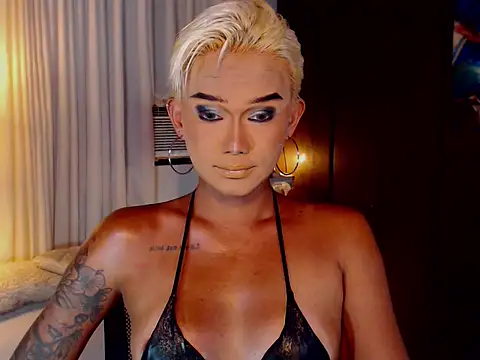 xXLustFullTransXx online show from July 11, 4:17 am