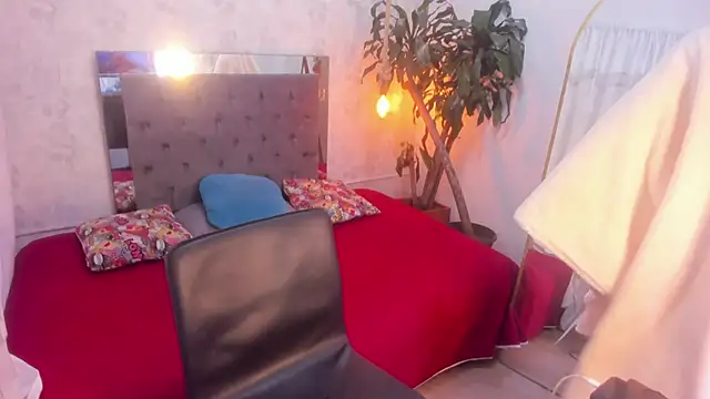 zarina rouse online show from March 11, 8:57 pm