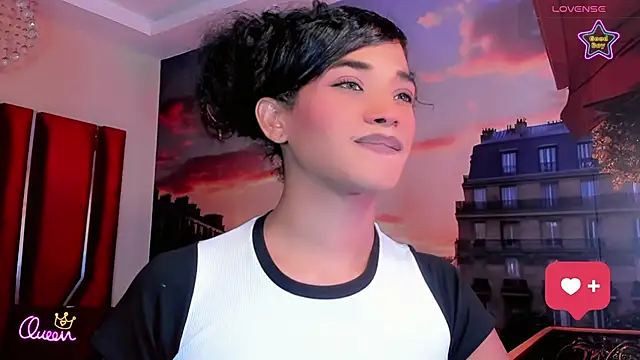 Paola Delfino online show from June 3, 2:33 pm