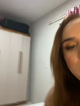 Jullyanaximeness online show from June 25, 9:19 pm