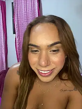 Jullyanaximeness online show from July 3, 11:43 pm