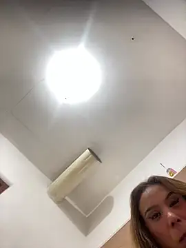 Jullyanaximeness online show from July 20, 10:01 pm