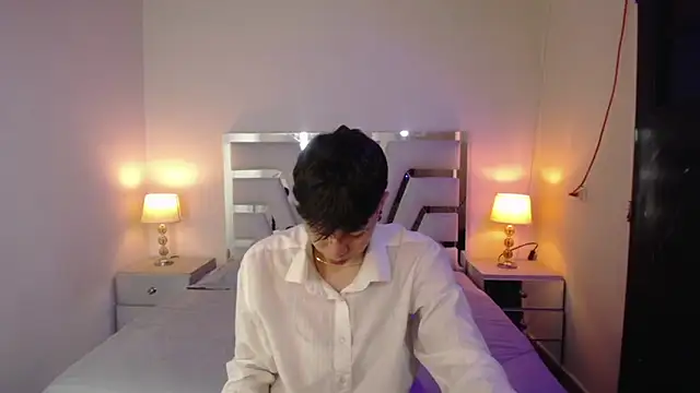 Asher addamss  online show from May 4, 7:52 pm