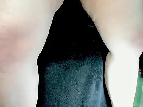 DirtyKhloy online show from November 30, 7:05 pm